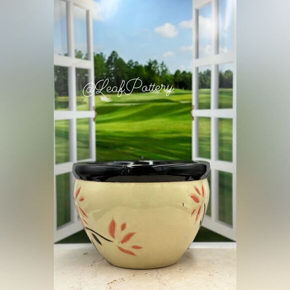 Floral Nerine Beige/Black Ceramic Planter Pot - Picture 7 of 11